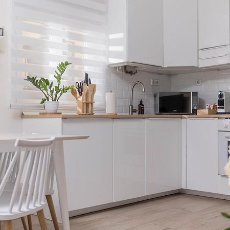 Amazing Apartment In Huertas Мадрид Екстериор снимка