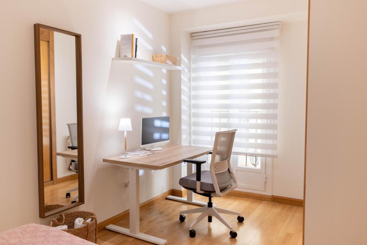 Amazing Apartment In Huertas Мадрид Екстериор снимка